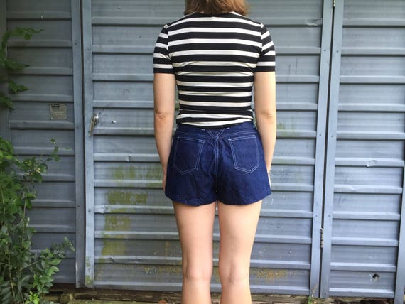 VTG dark denim high waisted short shorts - image 4