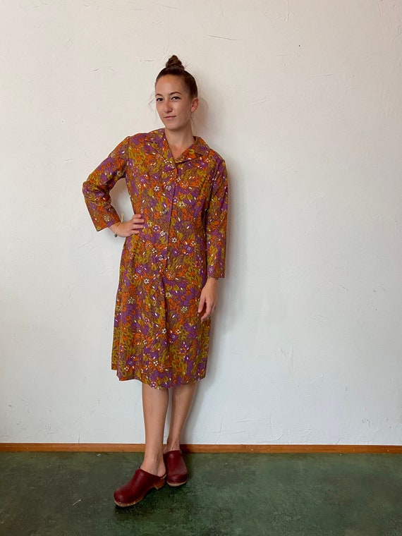 1960s handmade MOD leaf print button up dress - image 2