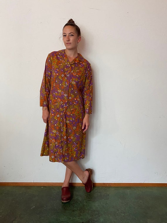 1960s handmade MOD leaf print button up dress - image 8