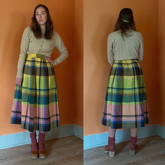 1950s handmade bold plaid full skirt w/ pleats