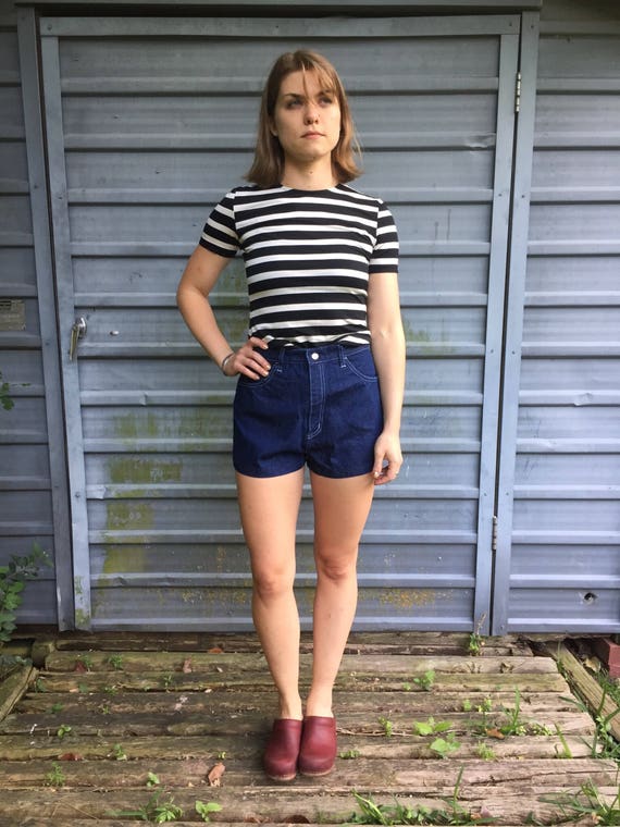 VTG dark denim high waisted short shorts - image 5