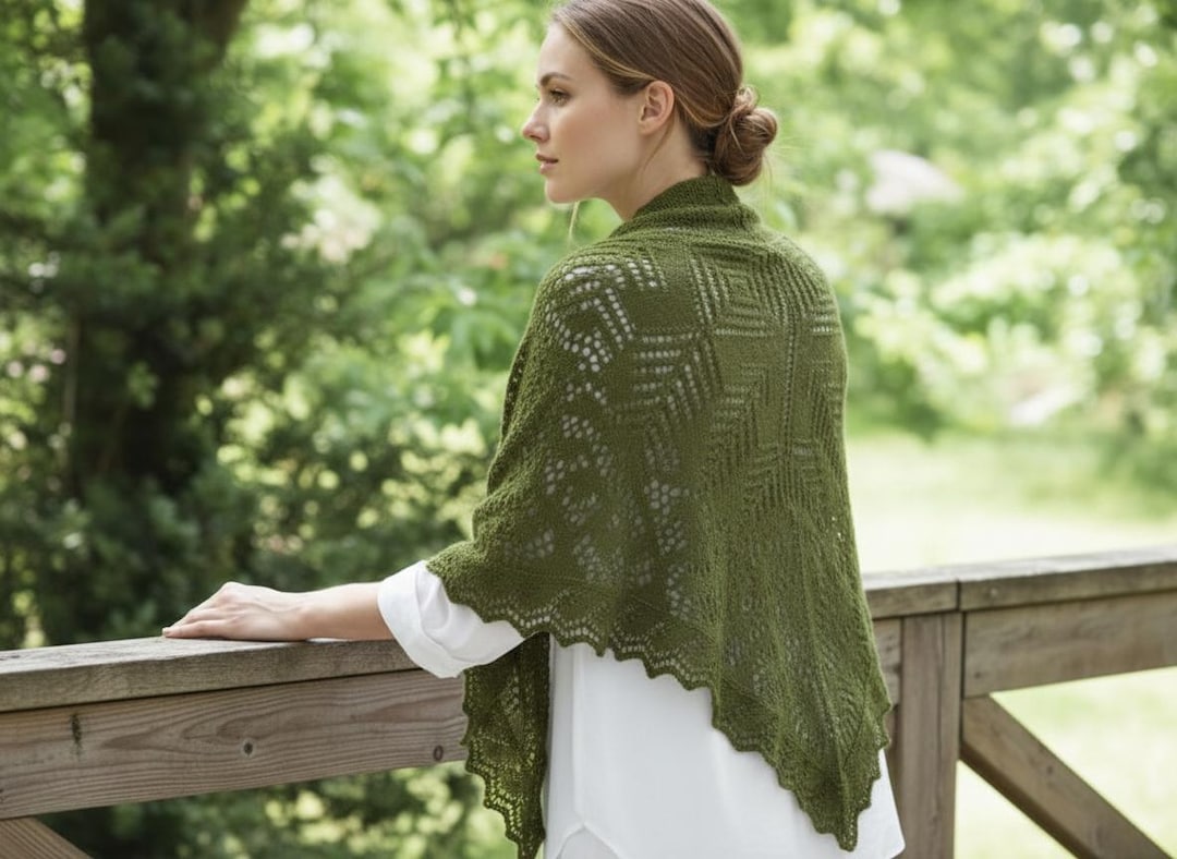 Knit Lace Shawl Pattern Triangle Wrap PDF - Etsy