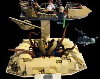Soporte de exhibición LEGO Star Wars - 75396 Barcaza del desierto y pozo de Sarlacc