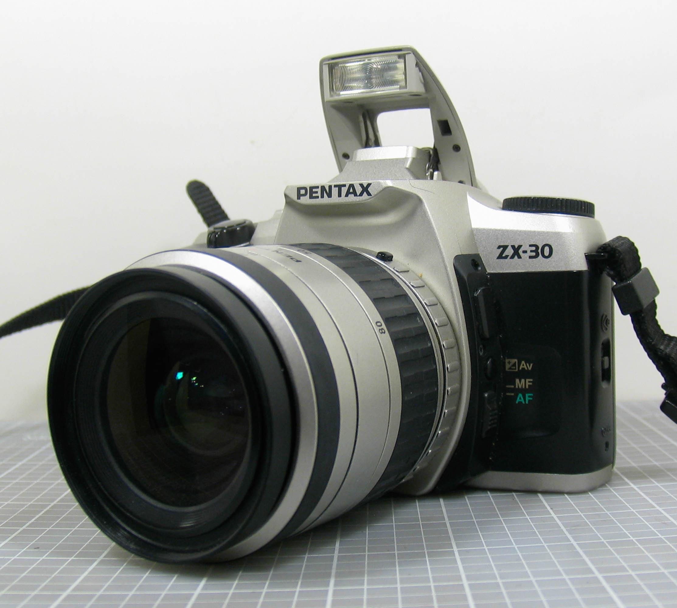 Minolta & Pentax P30 フィルムカメラセット ジャンク il_fullxfull.7006630198_27b1.jpg