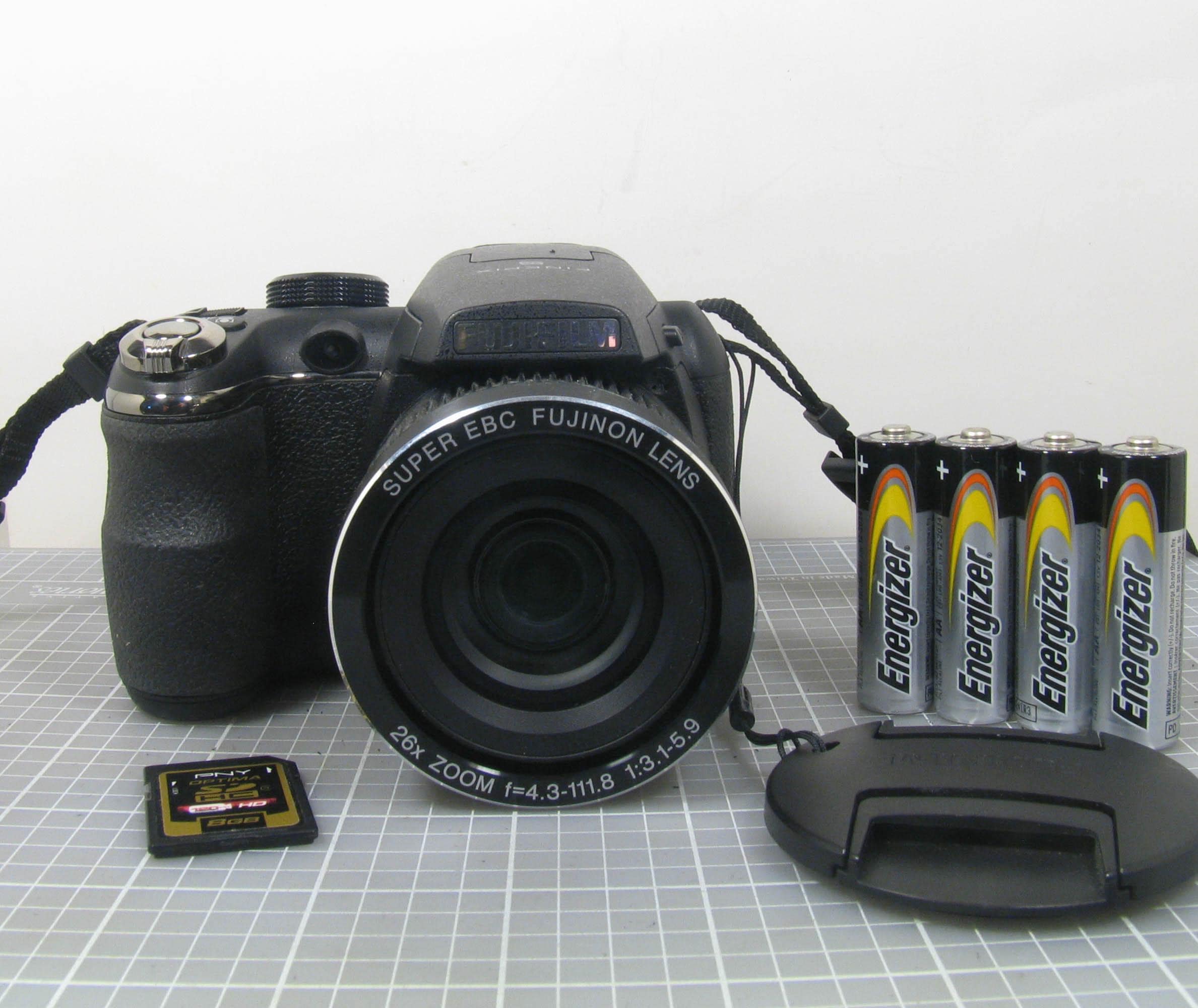 FUJIFILM FinePix S3Pro+おまけ Amazon.com : Fujifilm Finepix F70EXR 10MP Super CCD Digital