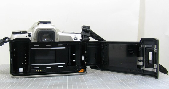 Pentax ZX-30 35mm Film Slr With an Auto Focus SMC Pentax-fa 28