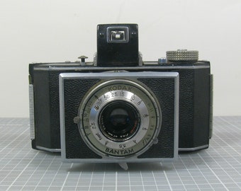 Vintage Eastman Kodak Bantam Folding Compact Camera 47mm f/4.5 lens 1938-48