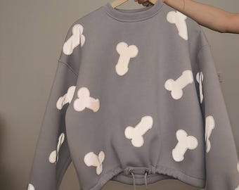 Übergroßes reflektierendes graues Sweatshirt mit leuchtendem organischem Muster