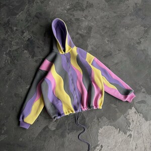Sudadera con capucha de retazos ondulados, jersey morado, suéter con capucha de estilo retro urbano Y2K