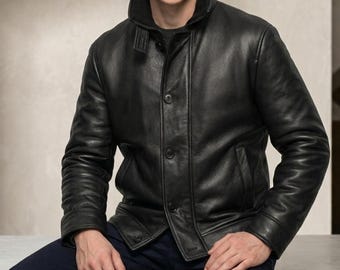 Chaqueta de cosplay inspirada en 007 First Light, chaqueta de cuero estilo James Bond, disfraz inspirado en Patrick Gibson, chaqueta de acción de espía