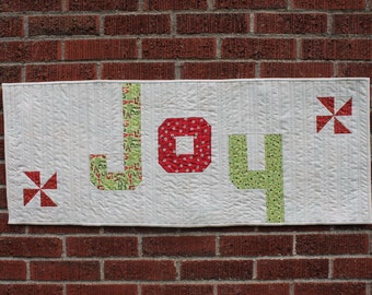 Rejoice Table Runner Quilt Pattern, pdf downloadable project instructions
