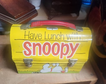Have a lunch with snoopy lunchbox