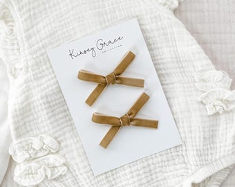 Girls Piggy Bow, Pigtail Bow Set, Infant Hair Clips, Small Bow Set, Mini Hair Clips, Pigtail Hair Clips, Toddler Hair Clip Set, Velvet Bows