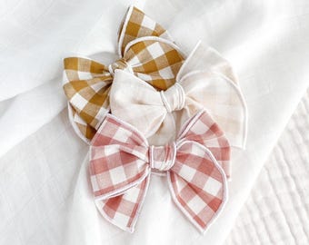 Girls Hair Bows, Baby Headbands, Baby Girl Bows, Gingham Hair Clip, Plaid Baby Bows, Newborn Headband, Toddler Hair Bow, Baby Bow Headbands