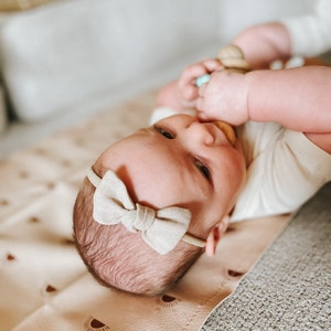 Baby Hair Bow Set, Baby Headbands, Baby Girl Bows, small bows, linen bow, nylon headband, cotton baby bow, infant bows, knotted bow headband image 3