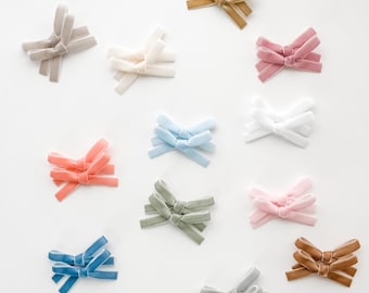 Pigtail Bow Set, Piggy Hair Bows, Baby Girl Bows, Toddler Bows, Girls Hair Clips, Mini Bows, Petite Hair Clips, Velvet Bow Clip, Pigtail Set