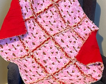 Rosa roter Marienkäfer Rag Quilt Flanell Stoffbündel, Meter - Main Image