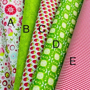 floral flower girl cotton spring fabrics, aqua blue white  pink green, Sugar & spice -sweet divinity by Riley Blake Daisy, quilting, curtain