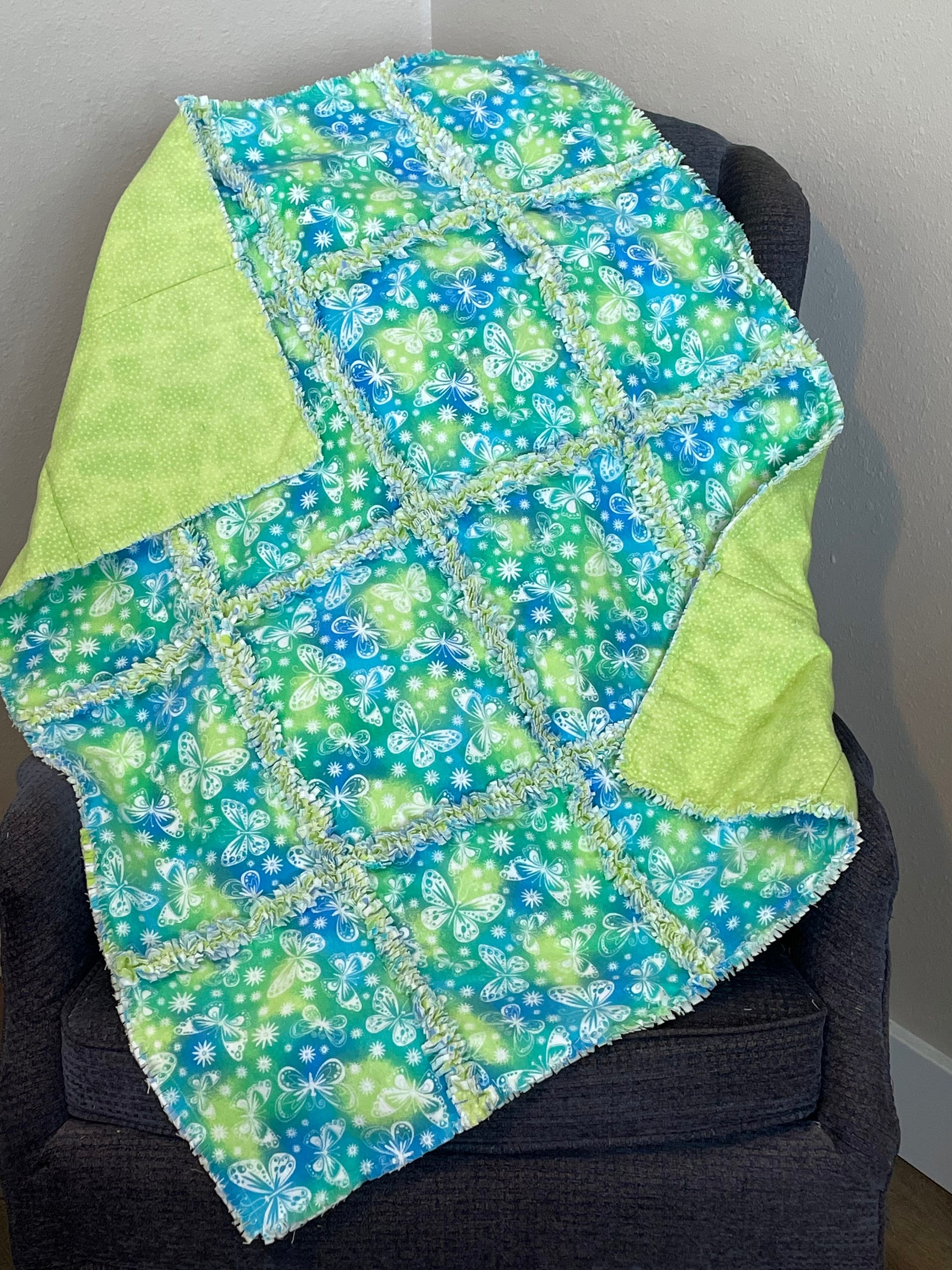 Butterfly No Cut Rag Quilt Kit, 3 Warm Flannel Layers, 31x37, Flowers ...