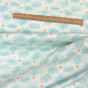 Blått flanelltyg med små fåglar i bomull - metervara, kontinuerliga snitt, quiltning, barnrumsflanell, stjärnor och moln, unisexflanell, 3 Wishes