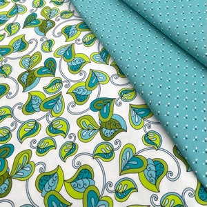 葉の渦巻き模様のターコイズブルーグリーンの生地、コットンキルトデザイナー、コーディネート、Lola by Blank quilting、Winifred Rose by Riley Blake