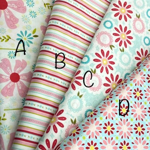 Blommiga vårtyger i bomull med blomsterflicka, aquablå röd rosa grön, Sugar & spice - sweet divinity av Riley Blake Daisy, quiltning, gardin