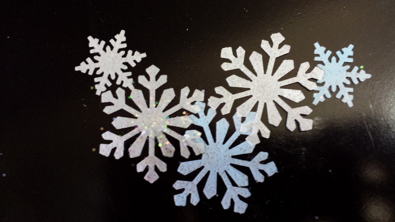 24 Assorted Edible Snowflakes image 1