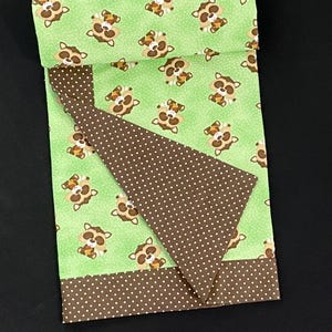 Zelfbindende Racoon-babydeken -36" ontvangstdeken, autodeken, limoengroen, bruine polka dot wasbeerflanel, babyshower cadeau voor jongens