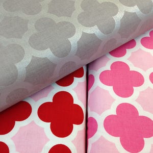 Quatrefoil Medium, clover pink red silver broadcloth fabric  Riley Blake Designs