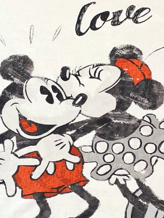 Disney Mickey and Minnie Mouse Love Scene, by Springs Creative, 35