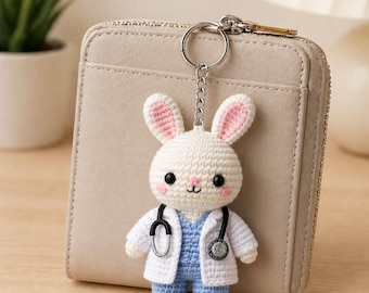 Handgehaakte stethoscoopbedel konijn, amigurumi-konijn dokterstasaccessoire