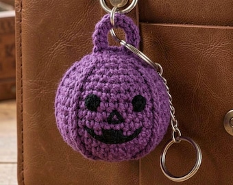 Spooky Grape Lantern Charm, Halloween Fruit Crochet Bag Accessory, Gothic Kitchen Witch Decor, Unique Purple Orb Yarn Ornament
