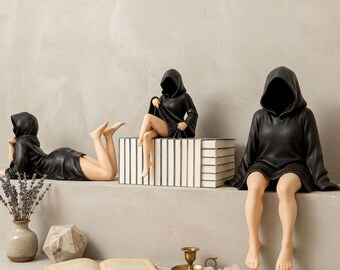 Dark Aesthetic Faceless Sculpture | Gothic Minimalist Decor for Desk, Shelf & Halloween