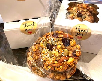Artisan seeds and Nut Cluster Cookie | Almonds, Pumpkin Seeds, Cranberries, Oats Snack Box