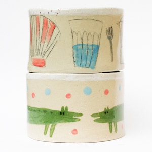 handgemachte große Keramik Tasse mit Illustrationen von Muschel und Sonne Kaffeetasse Kunsthandwerk image 4