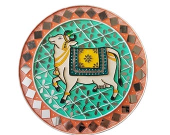 Decoración de pared hecha a mano con forma de vaca Lippan y detalles de espejo / Diseño artesanal tradicional indio / Estilo étnico bohemio para el hogar / Tamaños de 8 y 12 pulgadas