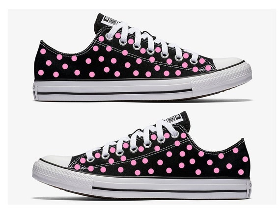 converse polka dots