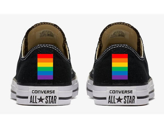 converse rainbow hearts