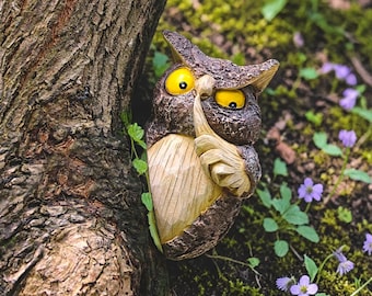 Funny Owl Tree Hanging Decor, Hide and Seek Owl Garden Ornament, Tree Hugger Animal Sculpture, Outdoor Yard Tree Decoration
