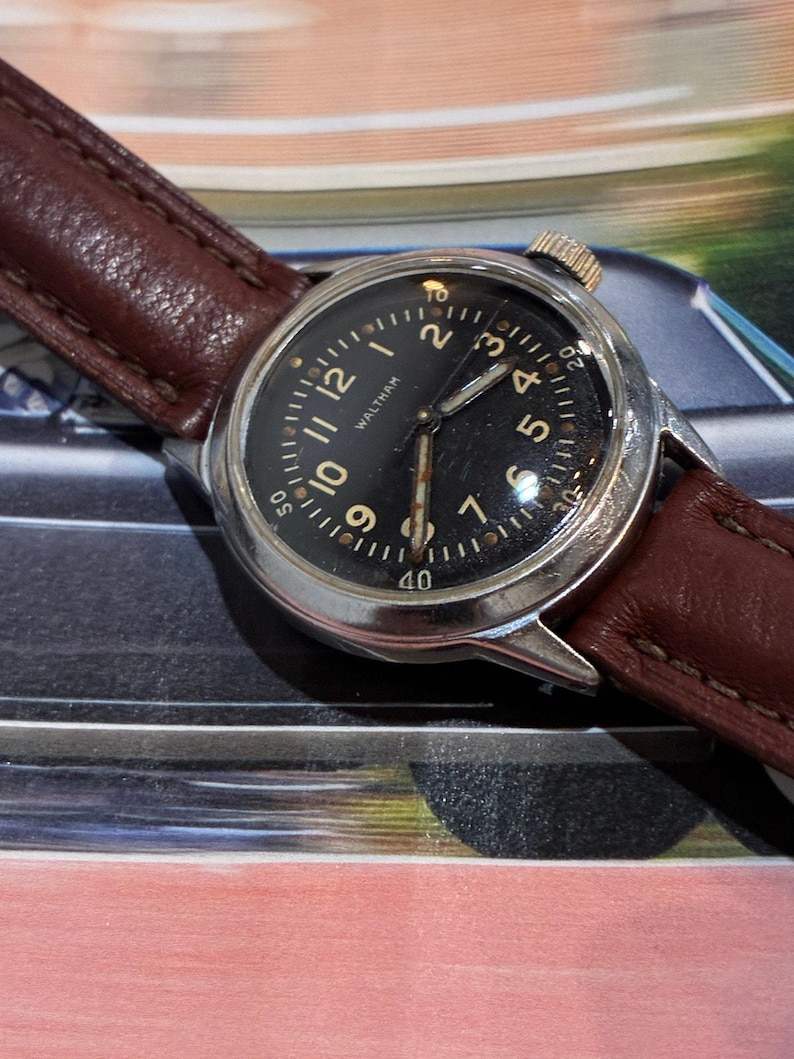 Vintage Military Issue WW2 Waltham Ordinance USA Watch image 4