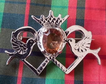 CUSTOM LISTING for Georgie,  Vintage Scottish Luckenbooth Brooch,  Pewter Doves, Glass Stone