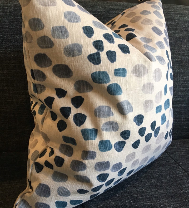 StitchandBrush Pillow Cover - Thumbnail 3
