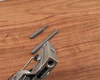 Hammer Attachment for Leatherman Skeletool – Magnetic 4mm Bit Holder