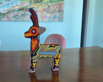 Hand-Beaded Huichol Deer Sculpture – Mexican Folk Art (Wixárika Inspired)