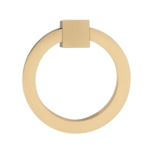 Può includere: Una tazza di ceramica bianca con manico nero e la scritta "But First, Coffee" in grassetto nero. La tazza è su una superficie bianca. La tazza è alta 10 cm.