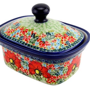 Polish Pottery Butter Dish with Lid, 5.75" L x 4" W x 4" H, Capacity: 14 Oz., - Zaklady Boleslawiec Butter Dish with Knob Handle