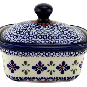 Polish Pottery Butter Dish with Lid, 5.75" L x 4" W x 4" H, Capacity: 14 Oz., - Zaklady Boleslawiec Butter Dish with Knob Handle