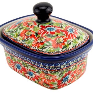 Polish Pottery Butter Dish with Lid, 5.75" L x 4" W x 4" H, Capacity: 14 Oz., - Zaklady Boleslawiec Butter Dish with Knob Handle
