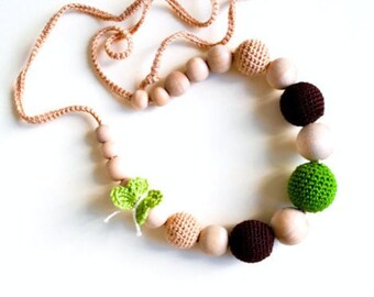 Wooden and crochet necklace