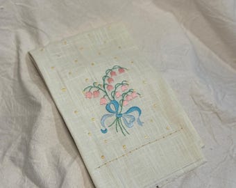 Vintage Embroidered Linen Napkin Floral Bouquet Cream Cloth Handkerchief Style